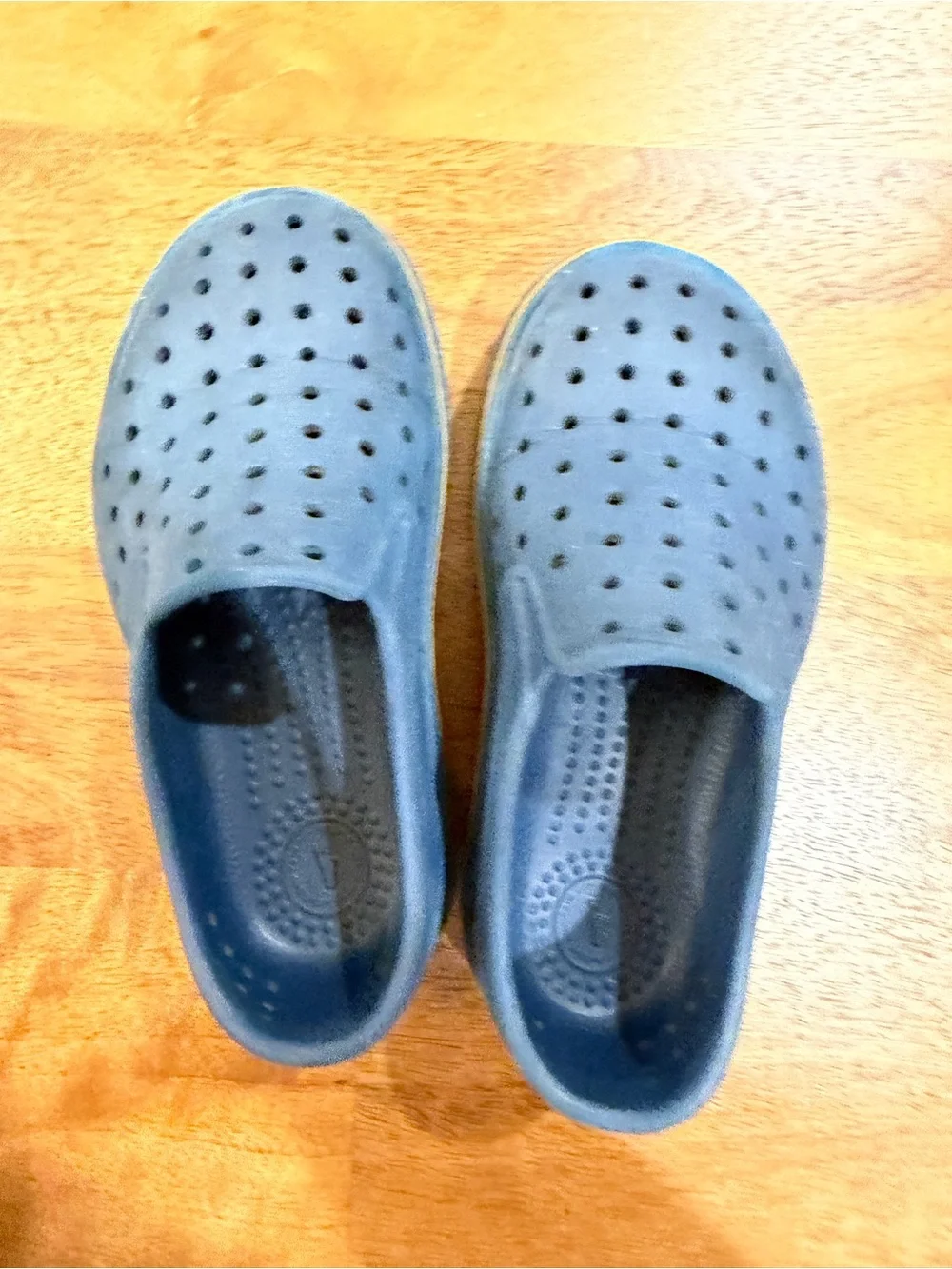 Native Kids Blue Slip-On Water-Friendly Shoes Size C10 (kids 10)